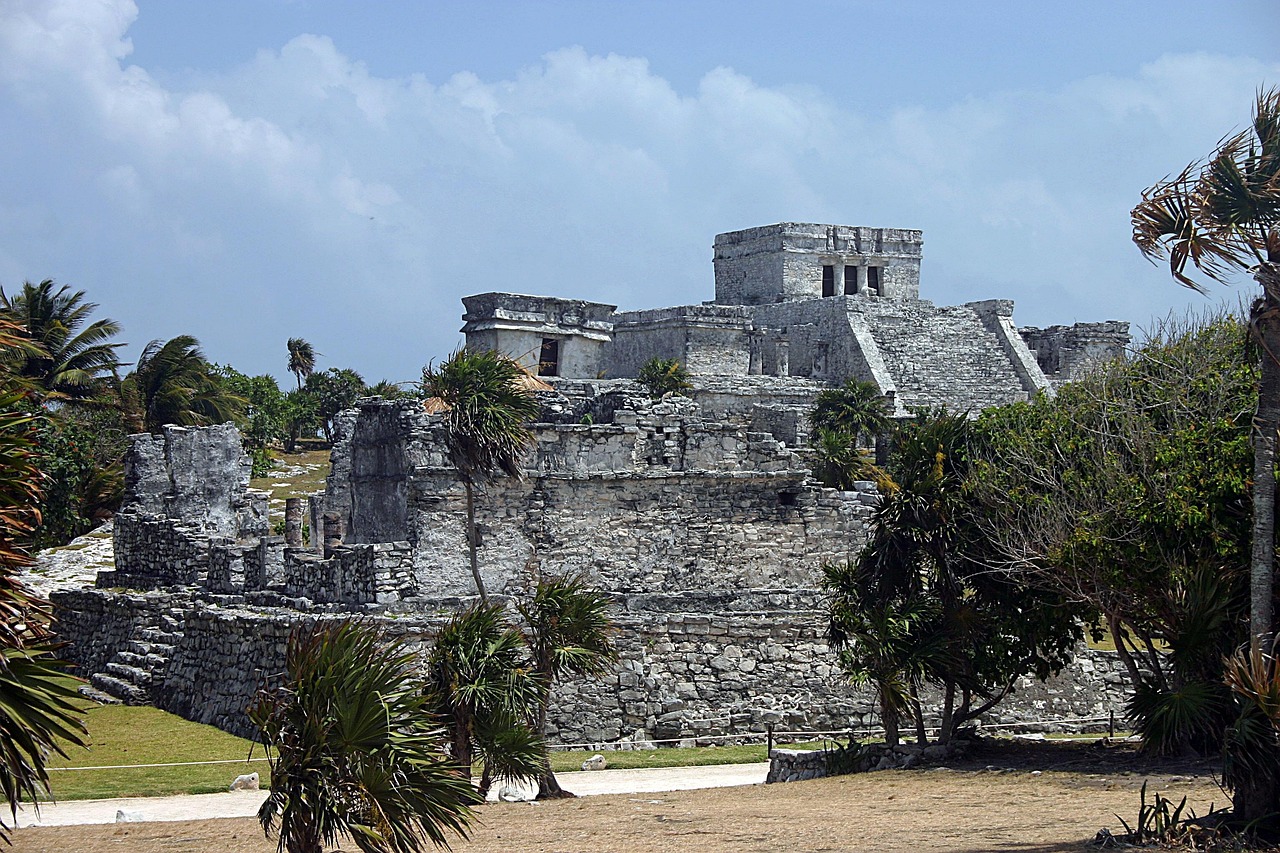 Ancient Mayan ruins overlooking the coast of Tulum, Mexico